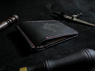 Чоловічий стильний шкіряний затиск для купюр на внутрішній магнітній кнопці вміщає 2 відділи для карток