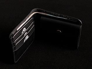 Чоловічий шкіряний гаманець із тиснення на всю лицеву "Вікінг повертається з походу" з відділом для карток та монет