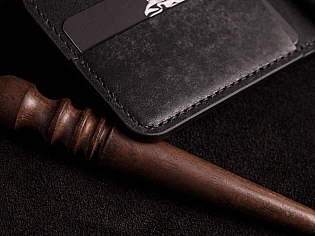 Шкіряний зажим для купюр чоловіча модель на 8 зовнішніх відділів для карток та 2 внутрішніх ручний пошив