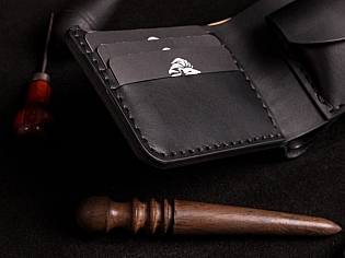 Гаманець шкіряний ручна робота 3 відділи для карток 1 таємний та простора кишенька для монет