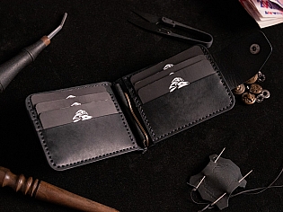 Гаманець-затиск для купюр з відділом для монет пошитий з натуральної шкіри