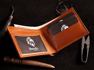 Шкіряний гаманець з промальованим тисненням зображення стародавнього воїна месника. ручний пошив, якісна італійська шкіра, 