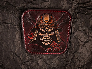 Патч із тисненим зображенням самурая в бойовому шоломі