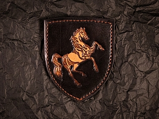 Патч із тисненим зображенням коня