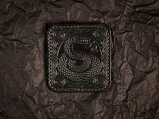 Патч із тисненим зображенням змії