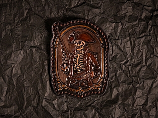 Шкіряний патч із тисненим зображенням пірата-скелета Шкіряний патч із тисненим зображенням пірата-скелета