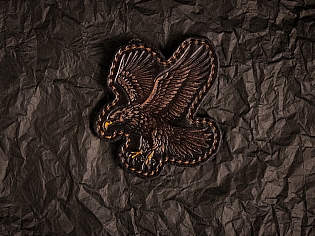 Шкіряний патч із тисненим зображенням орла Шкіряний патч із тисненим зображенням орла