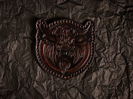 Шкіряний патч із тисненим зображенням голови бика