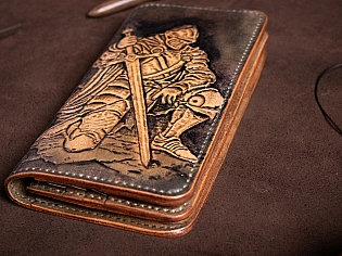 Шкіряний гаманець з ручним тисненням лицаря, ручна робота справжня шкіра