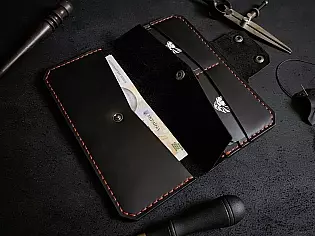 Шкіряне портмоне на рівну купюру зі зрізаними кутами та кишенею для монет