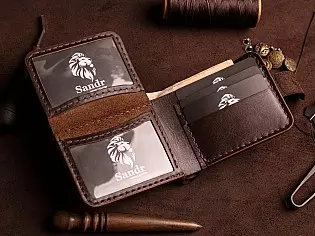 Шкіряний гаманець 6 відділів для карток, 2 прозорих та зовнішня кишеня для монет на замочку