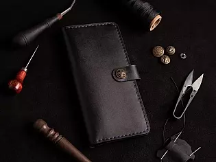 Шкіряне портмоне на рівну купюру з відділом для паспорта книжка