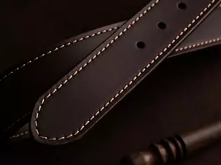 Ремінь з натуральної шкіри чоловічий прошитий по всій довжині міцною ниткою та з обробленими торцями