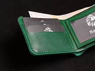 Чоловічий гаманець шкіряний 2 прозорих відділи для ID документів та 6 відділів для карток без защіпки