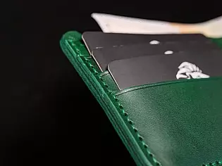 Чоловічий гаманець шкіряний 2 прозорих відділи для ID документів та 6 відділів для карток без защіпки