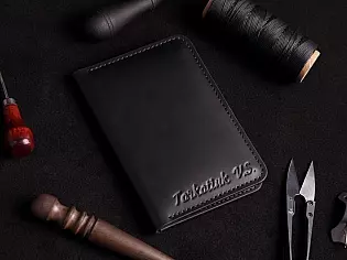 Шкіряна обкладинка для паспорта книжечки з відділами для карток