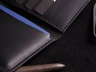 Шкіряна обкладинка для паспорта книжечки з відділами для карток