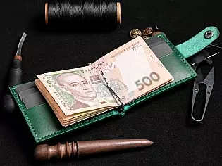 Шкіряний чоловічий затиск для купюр з зовнішньою кишенею для монет преміальний шов