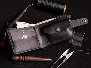 Гаманець шкіряний ручна робота 3 відділи для карток 1 таємний та простора кишенька для монет