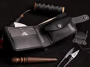 Гаманець шкіряний ручна робота 3 відділи для карток 1 таємний та простора кишенька для монет