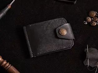 Гаманець-затиск для купюр з відділом для монет пошитий з натуральної шкіри