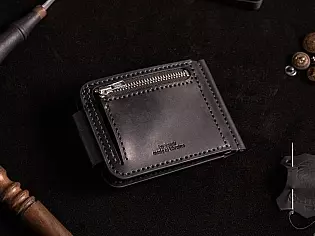 Гаманець-затиск для купюр з відділом для монет пошитий з натуральної шкіри