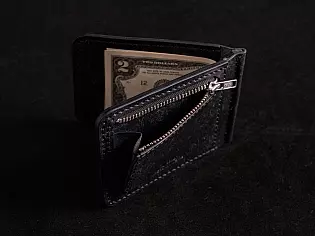 Шкіряний гаманець максимально тонкий із відділом для монет та 2 відділами для карт