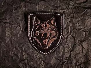 Шкіряний патч із тисненим зображенням вівчарки