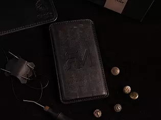 Шкіряний чохол для телефона з механізмом витягування «ліфт» Шкіряний чохол для телефона з механізмом витягування «ліфт»