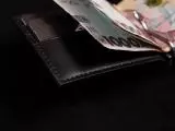 Чоловічий шкіряний затискач ELEGANCE для купюр із зовнішньою монетницею