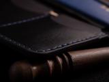 Шкіряне портмоне на рівну купюру з відділом для паспорта книжка