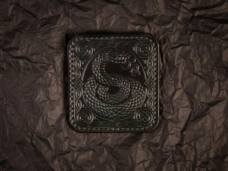 Патч із тисненим зображенням змії