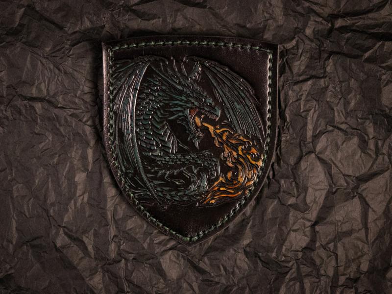 Патч із тисненим зображенням дракона